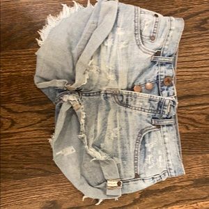 One teaspoon medium wash denim shorts!!